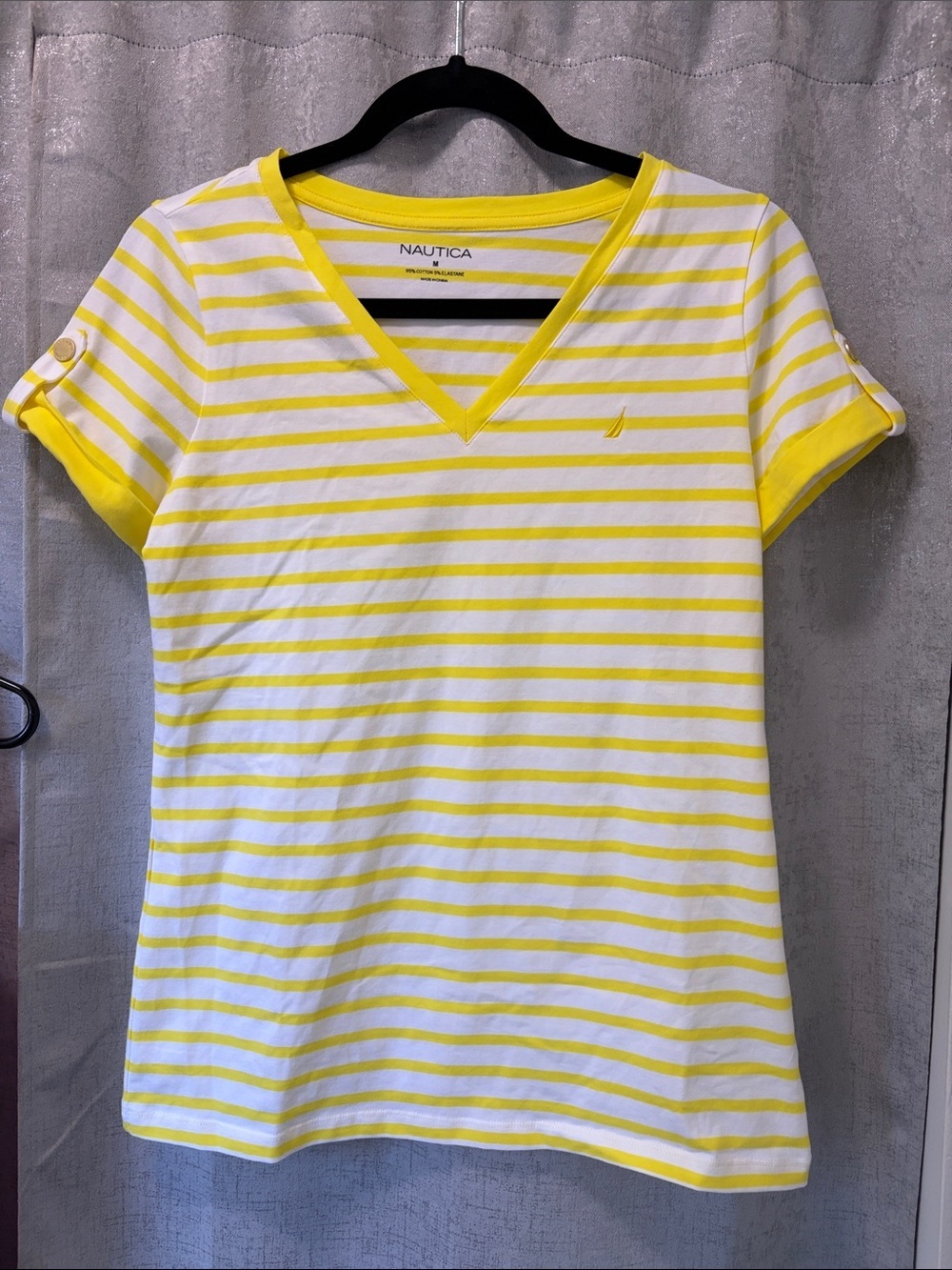 Nautica lemon twist Striped V-Neck Tee Logo M NWT Women's Yellow & White